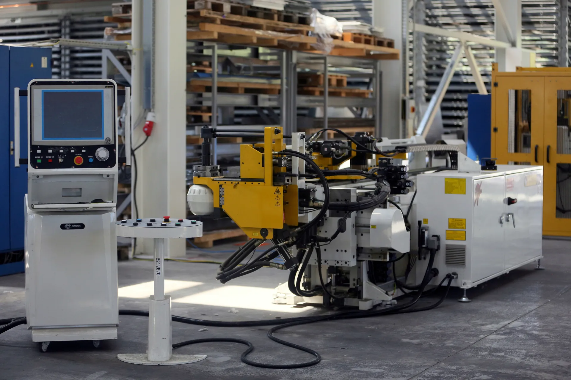 Cső- és zártszelvény hajlítás