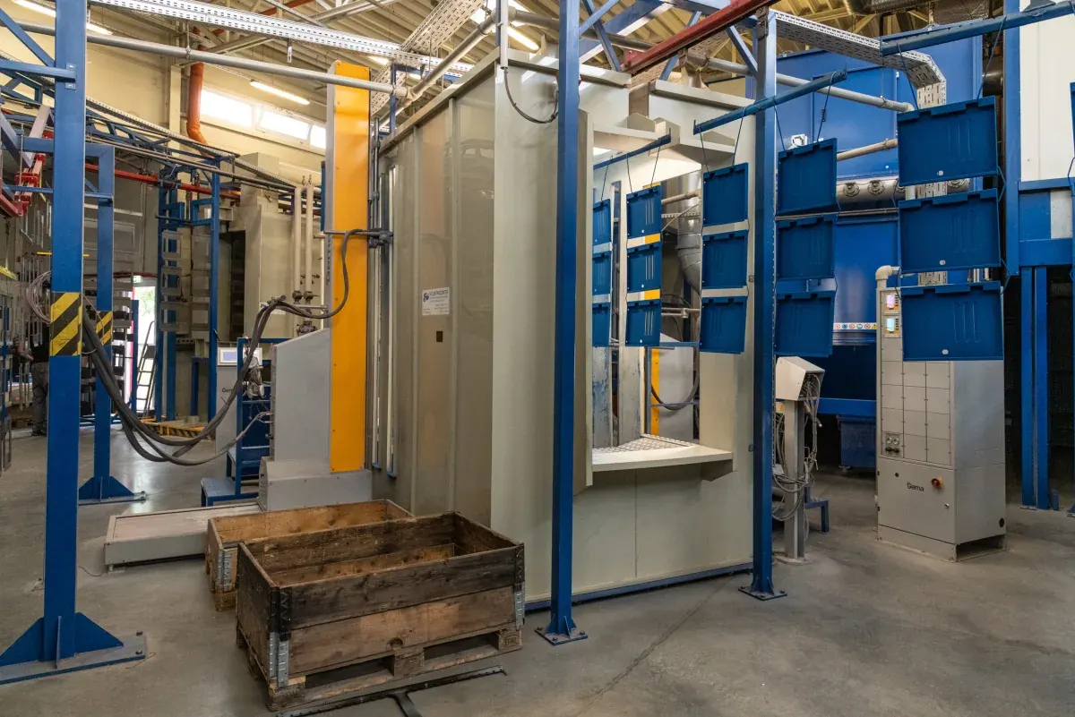 Automatic powder coating — 2